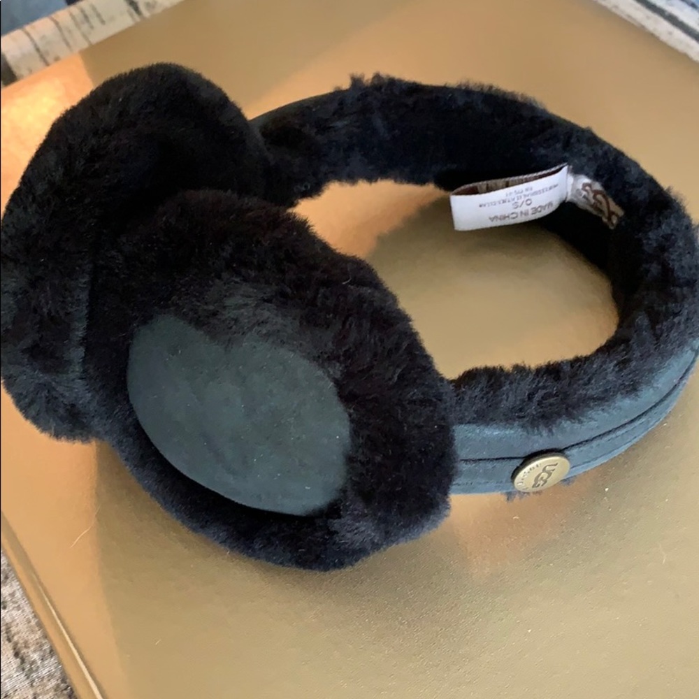 UGG earmuffs. Never used!